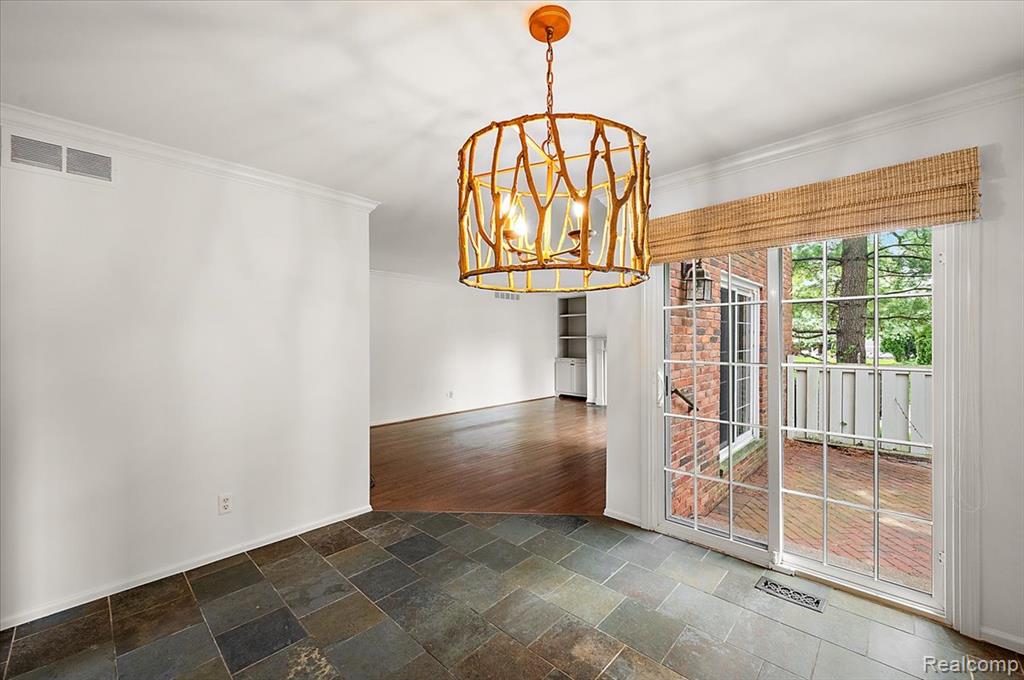 1000 Trailwood Path, Bloomfield Hills, MI 48301 — Photo 15