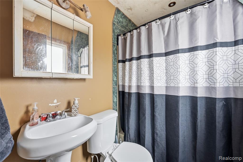 29145 Avondale Street, Inkster, MI 48141 — Photo 10