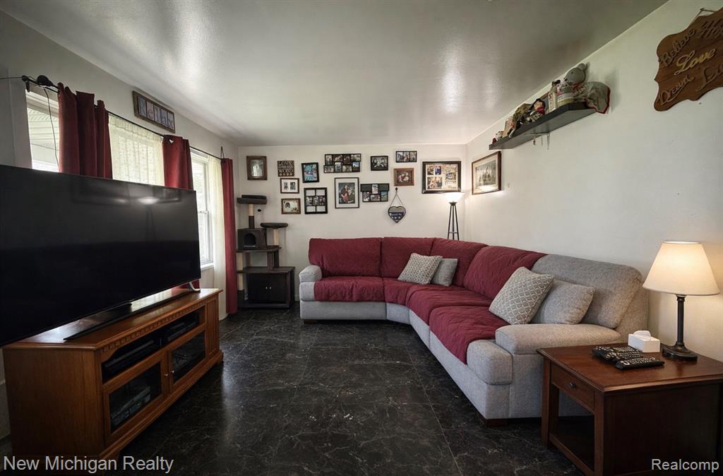 1054 Ransom Drive, Grand Blanc, MI 48507 — Photo 4