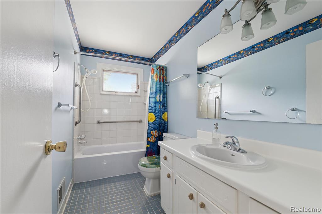 4134 Cypress Drive, Troy, MI 48085 — Photo 39
