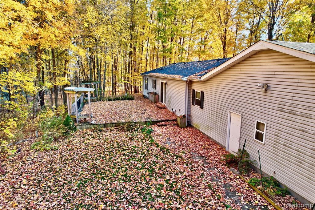 11154 Gale Road, Otisville, MI 48463 — Photo 63