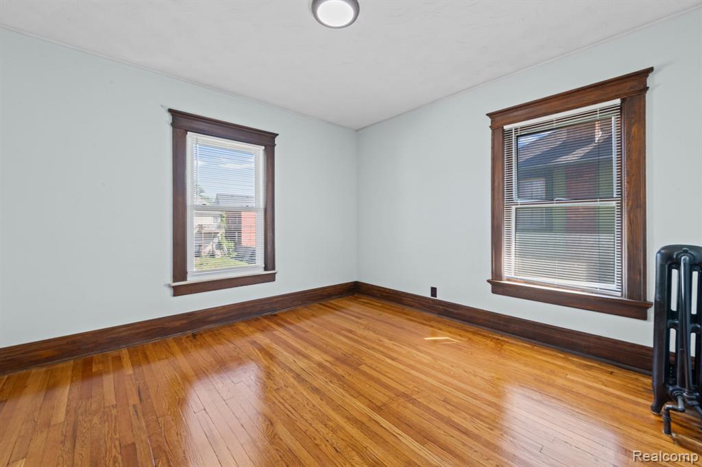 708 Taylor Street, Detroit, MI 48202 — Photo 17