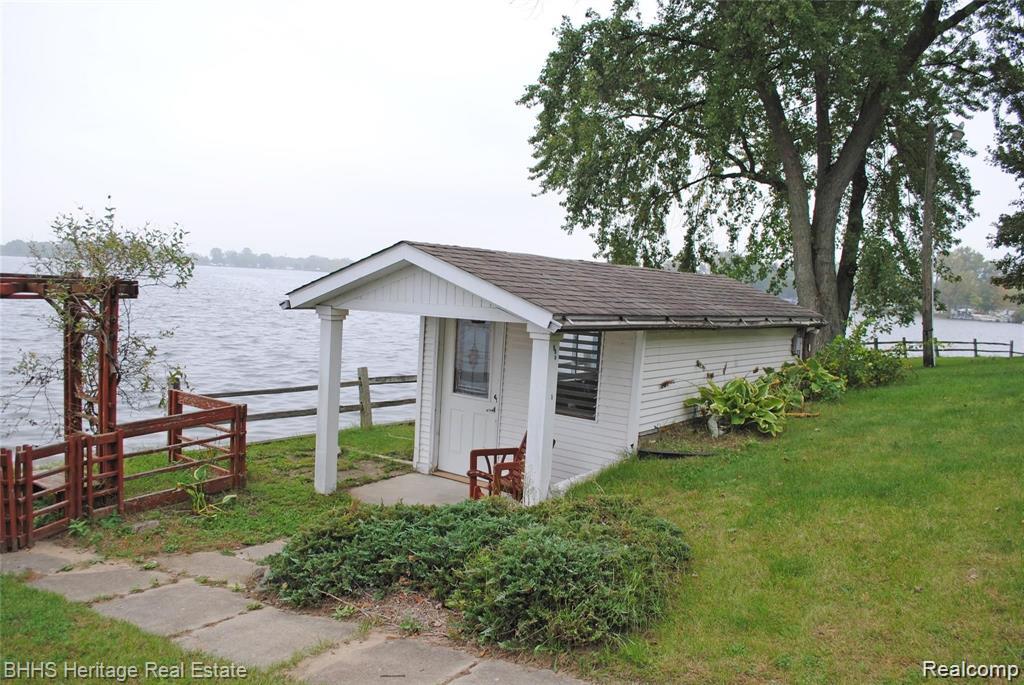 8790 Arlington Street, White Lake, MI — Photo 9