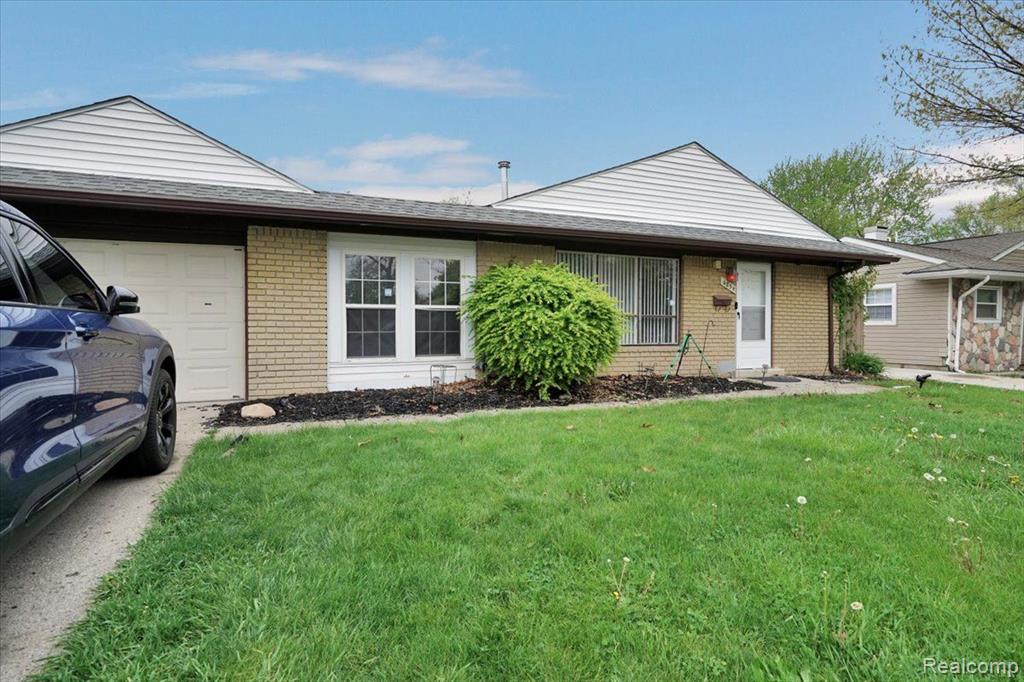 6854 HARDING Street, Taylor, MI 48180 — Photo 3