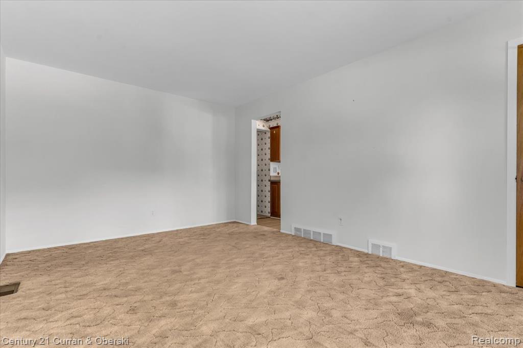 489 River Court, Lincoln Park, MI 48146 — Photo 4