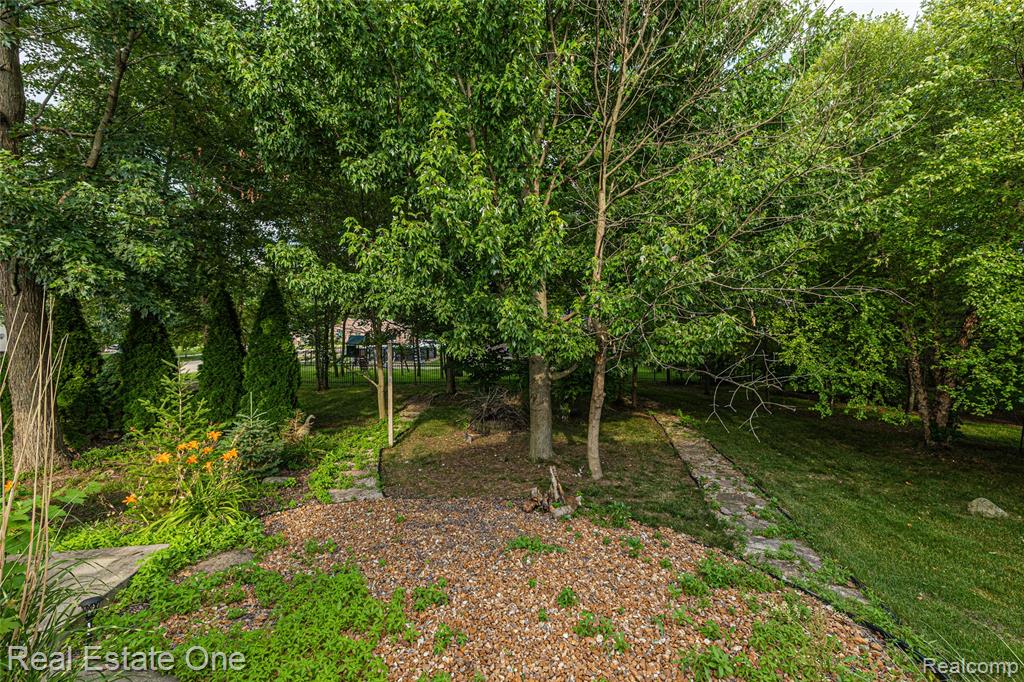 51992 Boland Road, Chesterfield, MI 48047 — Photo 45