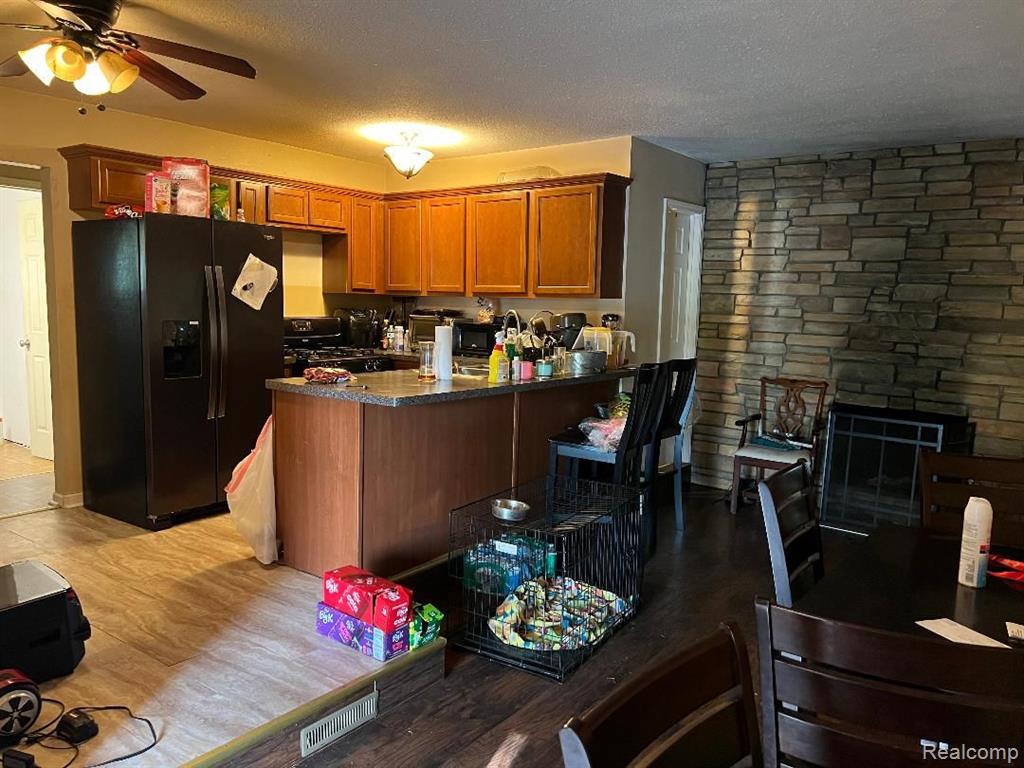 9829 GARY Street, Romulus, MI 48174 — Photo 3