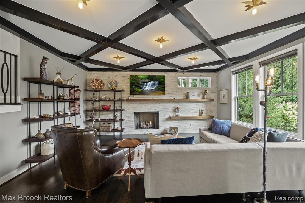 928 Montrose Avenue, Royal Oak, MI 48073 — Photo 19
