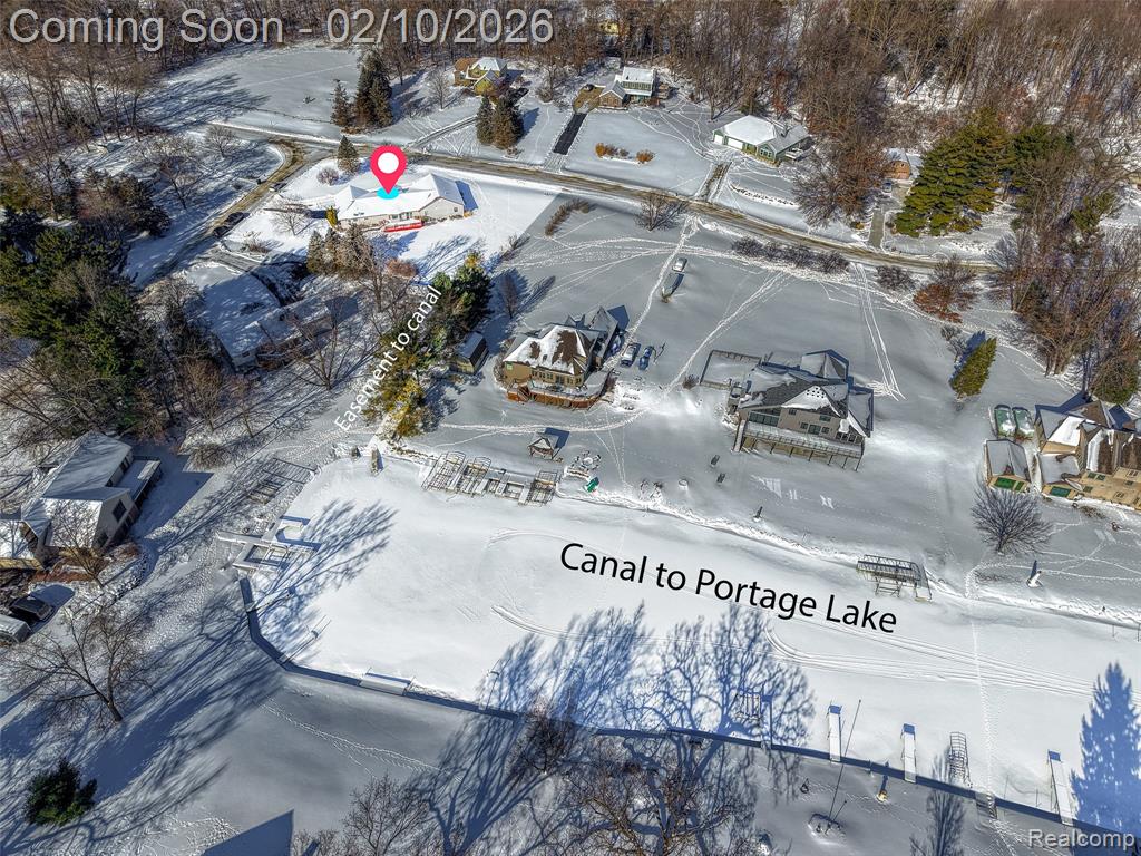 11651 Earl Street, Pinckney, MI, 48169