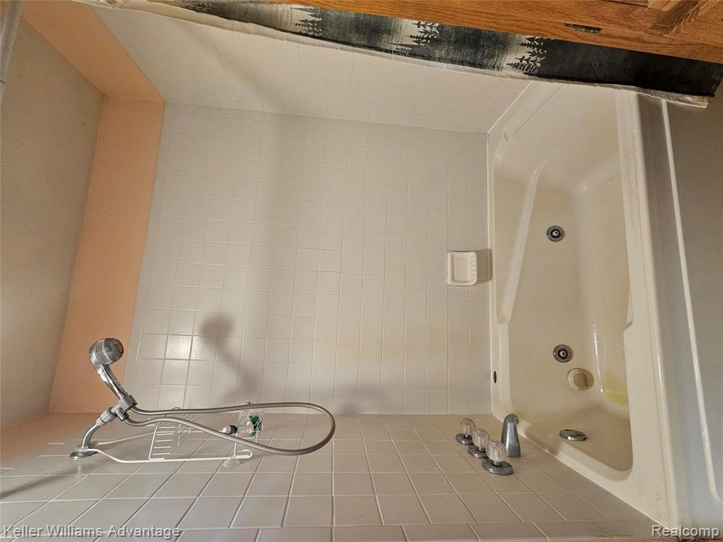 2219 Gray Road, Lapeer, MI 48446 — Photo 11