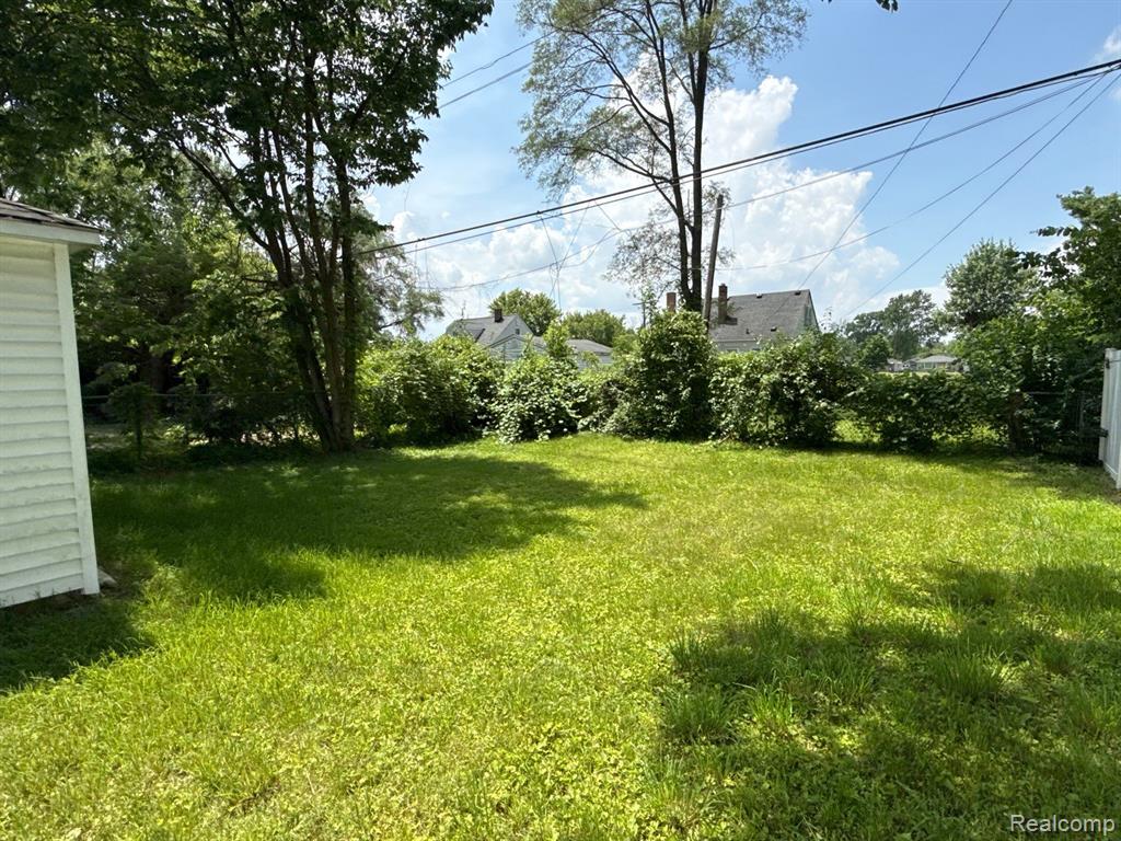 12081 Stout Street, Detroit, MI 48228 — Photo 5