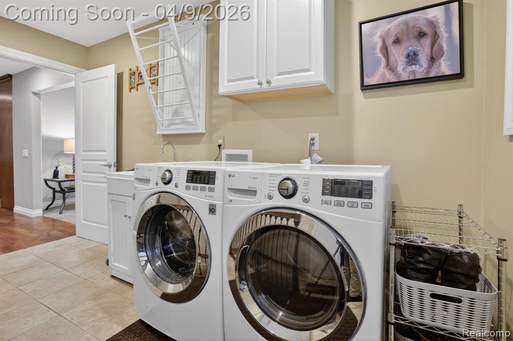 341 Ridgewood Road, Rochester, MI 48306 — Photo 28