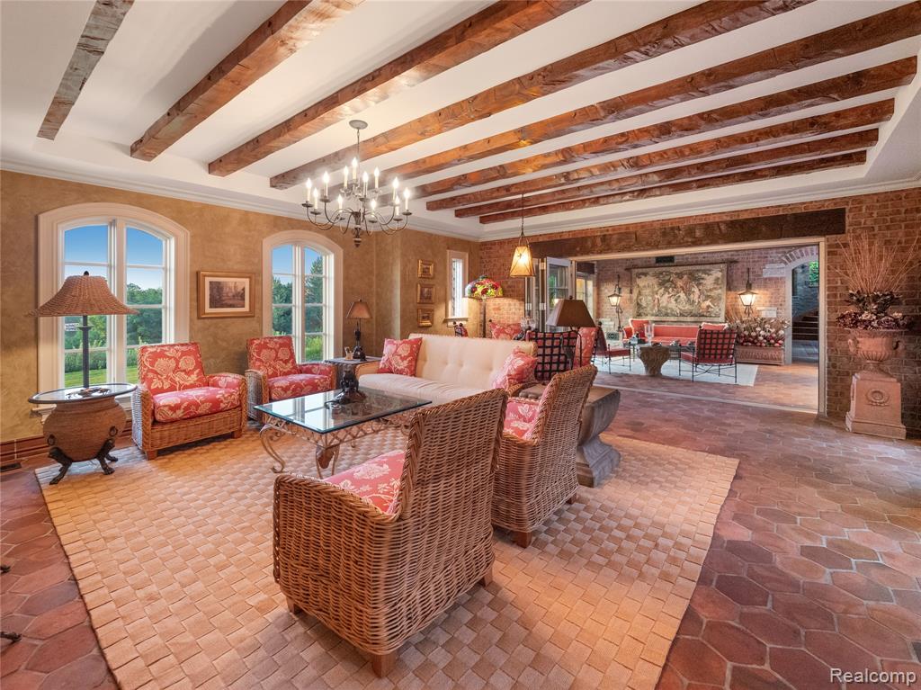 2756 Turtle Bluff Drive, Bloomfield Hills, MI, 48302