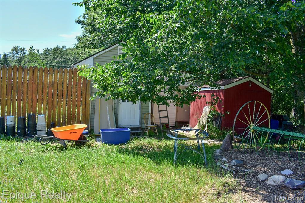 300 W Dewey Road, Owosso, MI 48867 — Photo 7