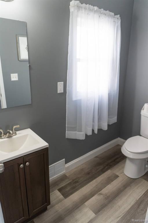 432 BUCKINGHAM Avenue, Flint, MI 48507 — Photo 18