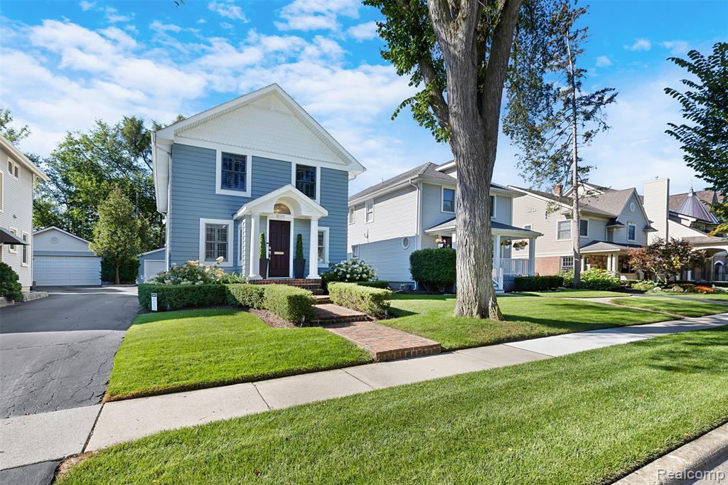 691 Wallace Street, Birmingham, MI 48009 — Photo 32