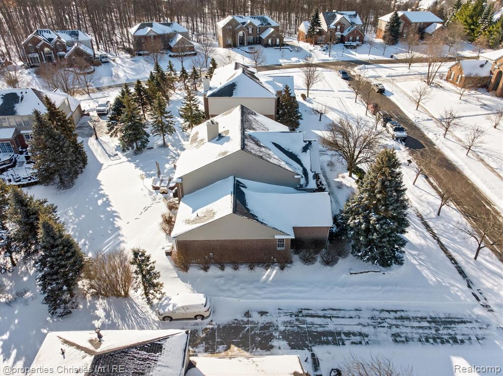 16224 Oak Forest Court W, Northville, MI 48168 — Photo 66
