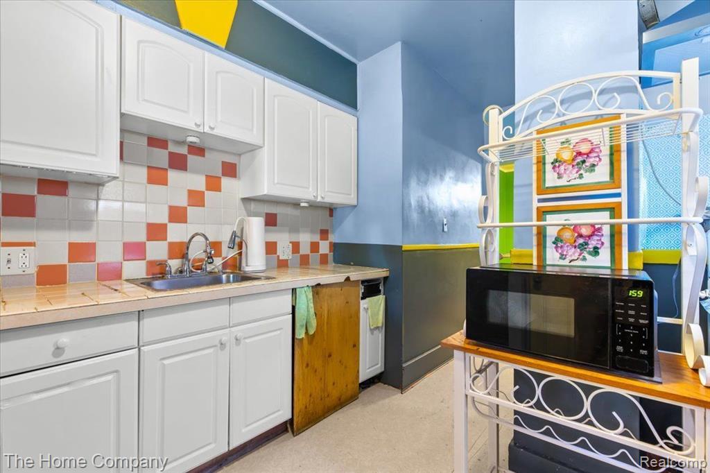 8817 Longworth Street, Detroit, MI 48209 — Photo 12