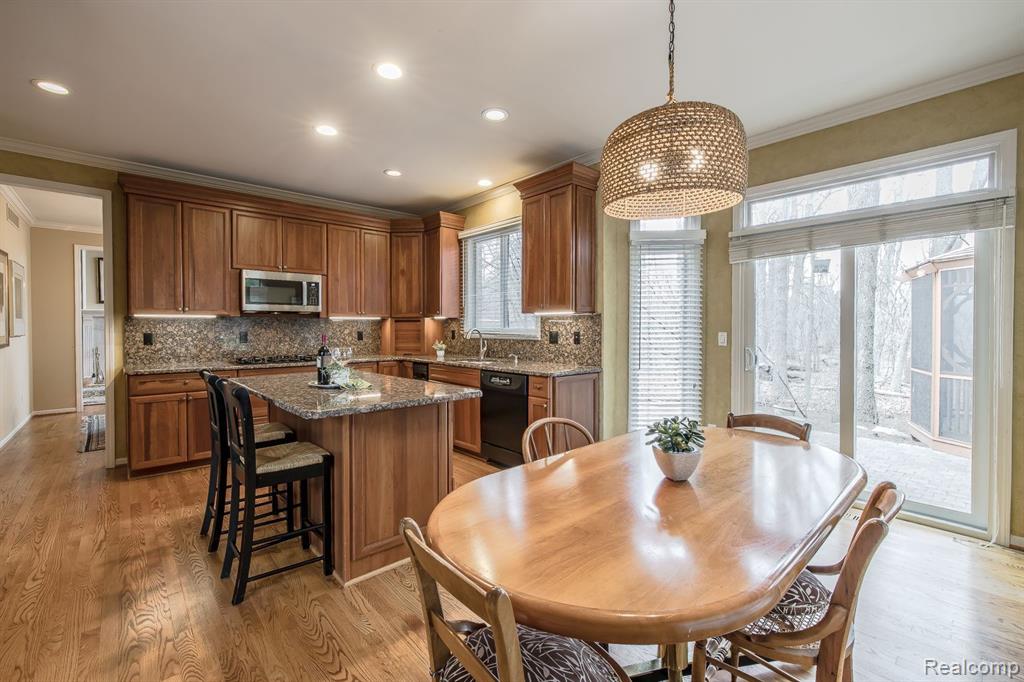 7252 Autumn Hill Drive, West Bloomfield, MI 48323 — Photo 26