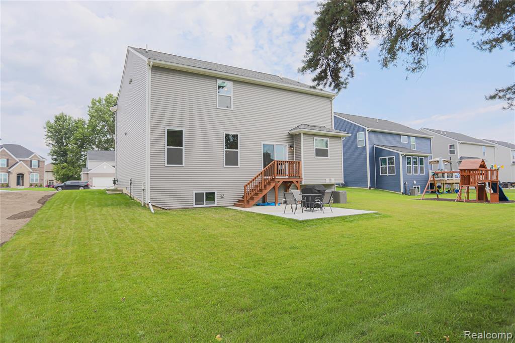 20776 Wexford Drive, Macomb, MI 48044 — Photo 7