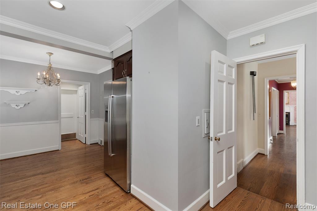 636 Middlesex Road, Grosse Pointe, MI 48230 — Photo 18