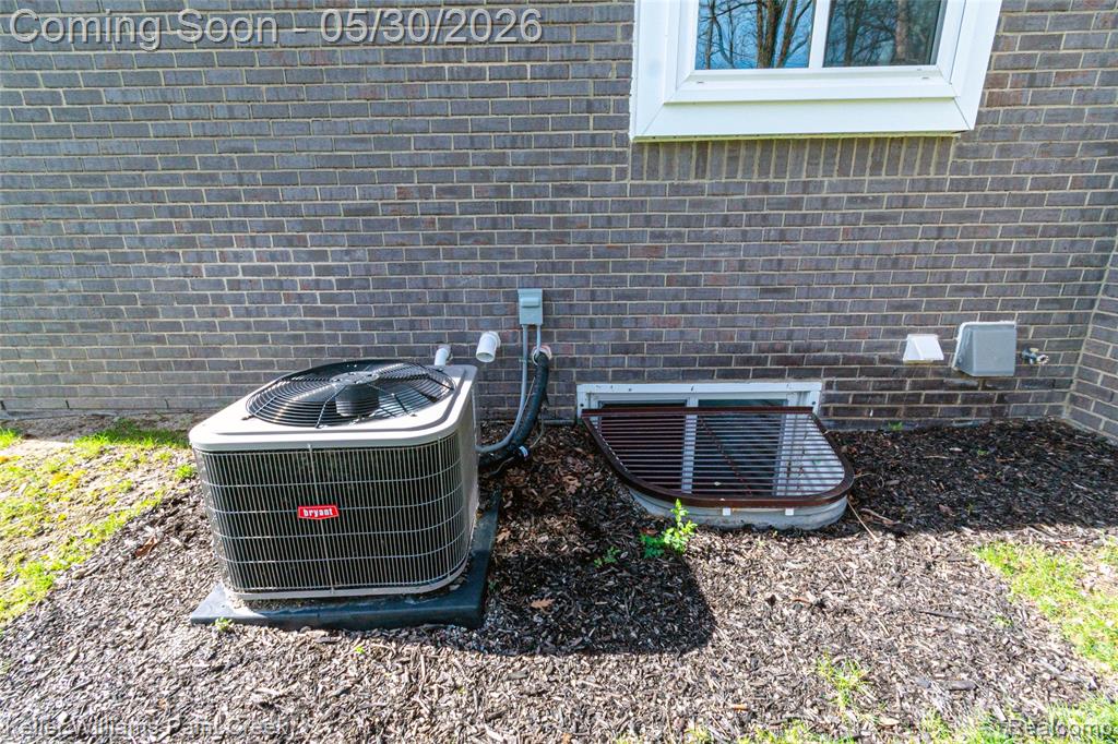375 Amelia Circle, South Lyon, MI 48178 — Photo 57