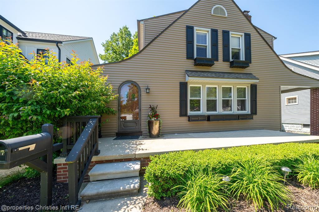 537 W 3RD Street, Rochester, MI 48307 — Photo 32