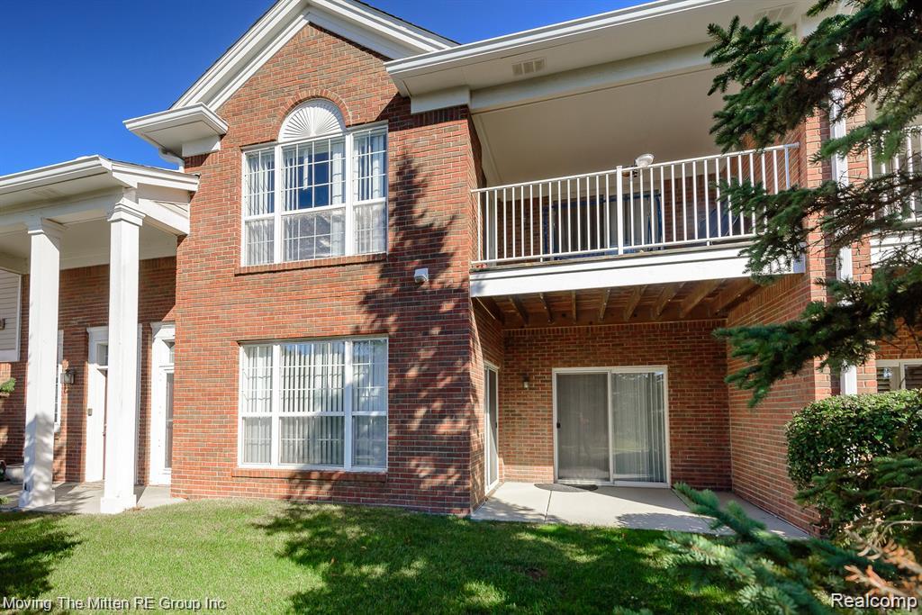 16784 Dover Drive, Northville, MI, 48168
