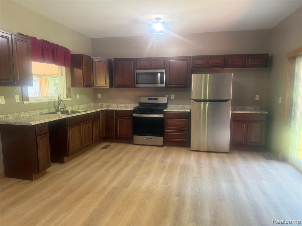 8566 Fostoria Road, Fostoria, MI 48435 — Photo 11