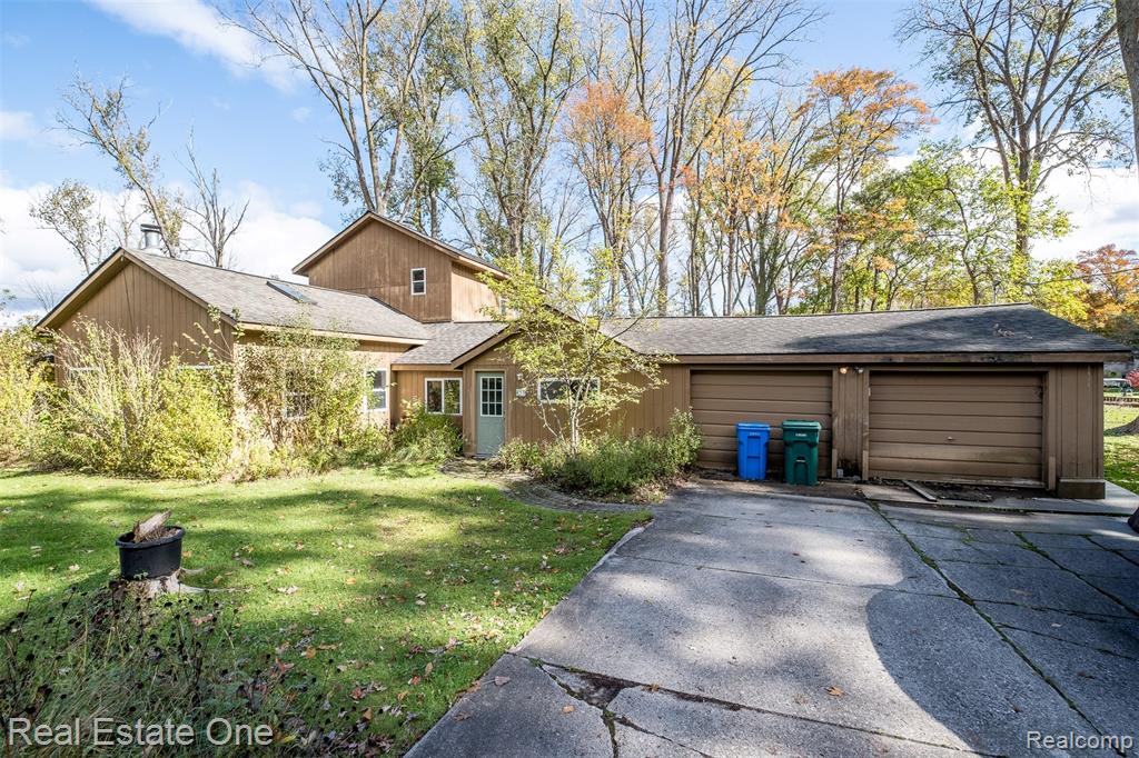633 Appalachi Street, Commerce Twp, MI 48390 — Photo 16
