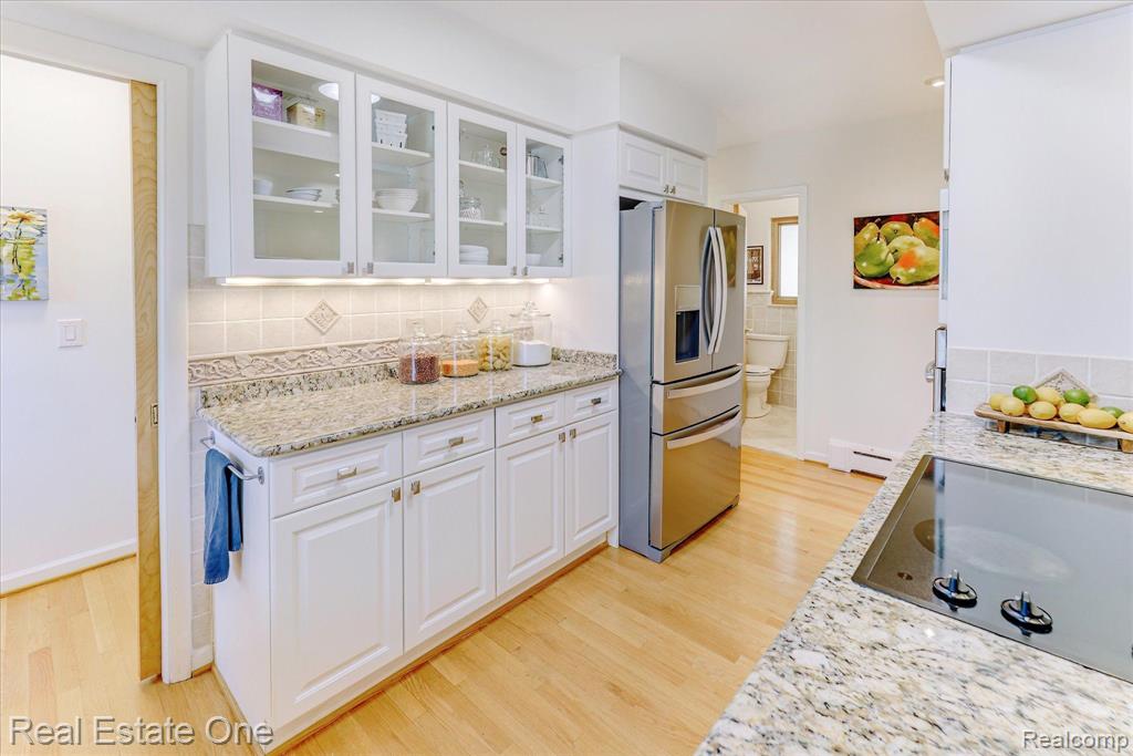 488 ORCHARDALE Drive, Rochester Hills, MI 48309 — Photo 34