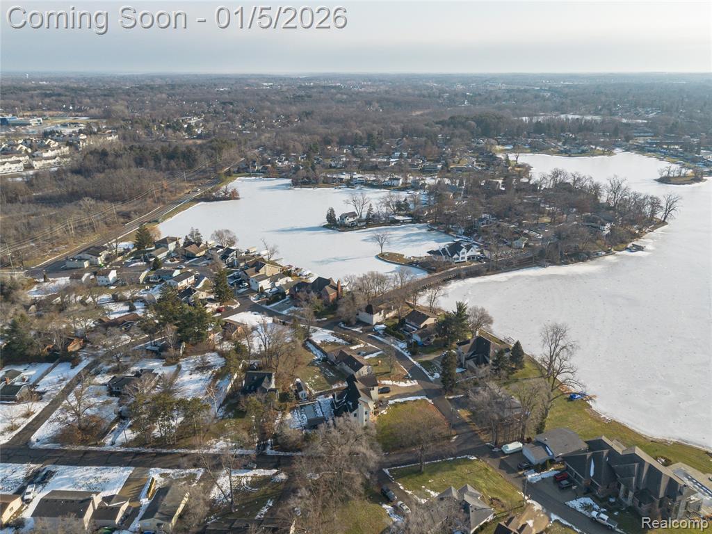 2526 Marchar Drive, Wolverine Lake, MI 48390 — Photo 15