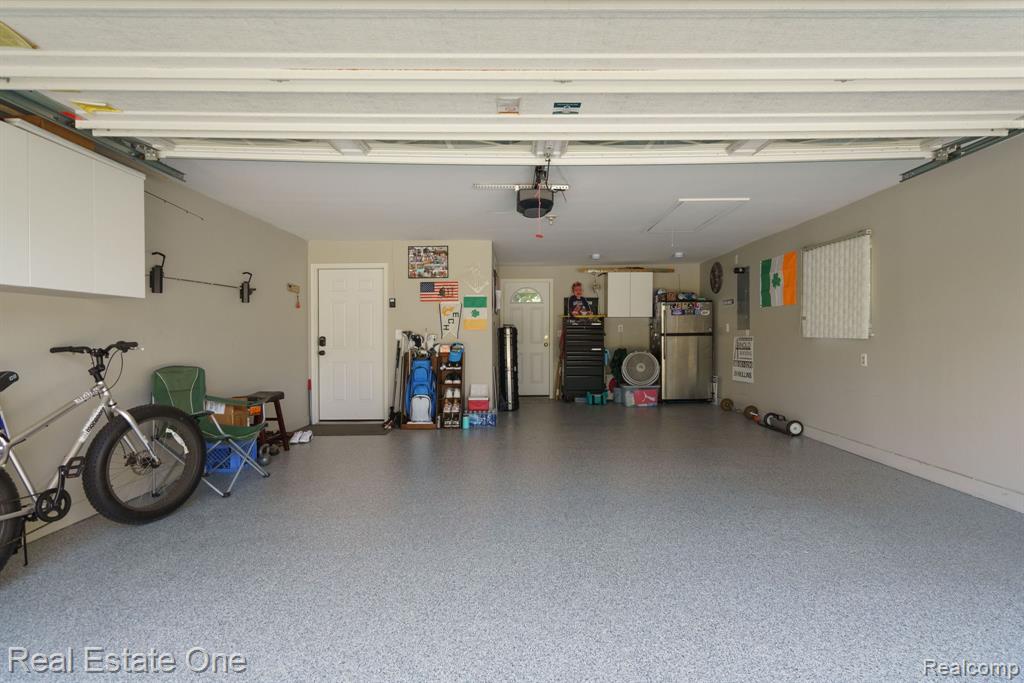 9545 Crown Ridge Drive, White Lake, MI — Photo 40