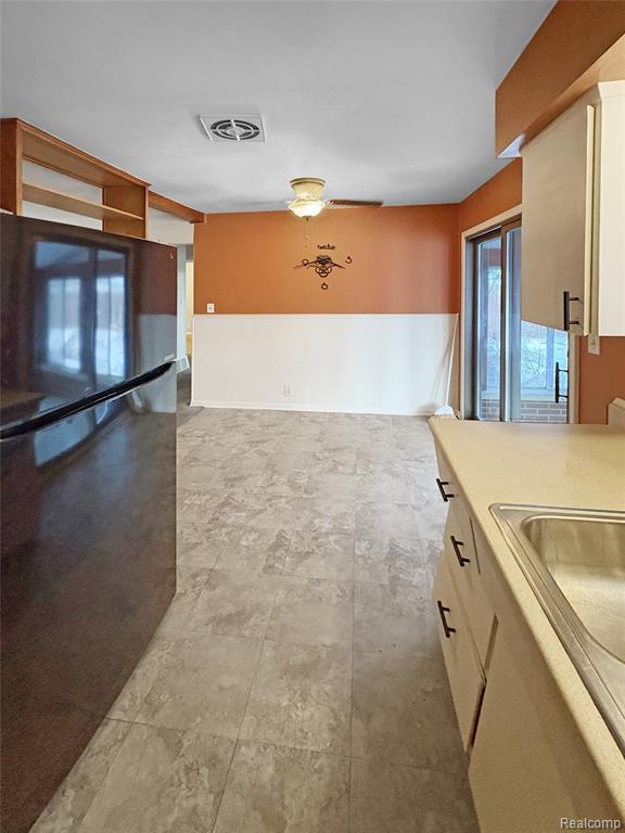 818 Dell Avenue, Flint, MI 48507 — Photo 19