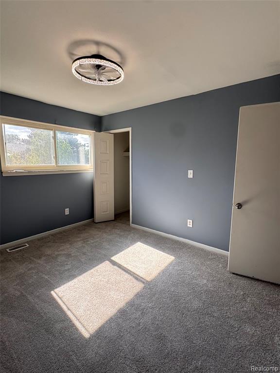 8557 Winchester Drive, Sterling Heights, MI 48313 — Photo 13