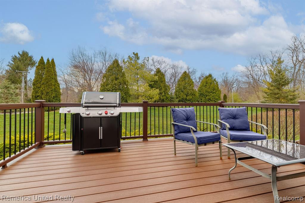 6240 Northridge Hills Drive, Brighton, MI 48116 — Photo 32