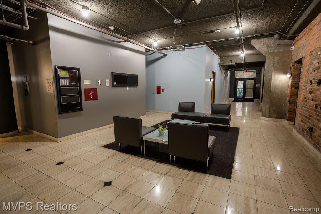6533 E JEFFERSON Avenue, 137, Detroit, MI 48207 — Photo 16