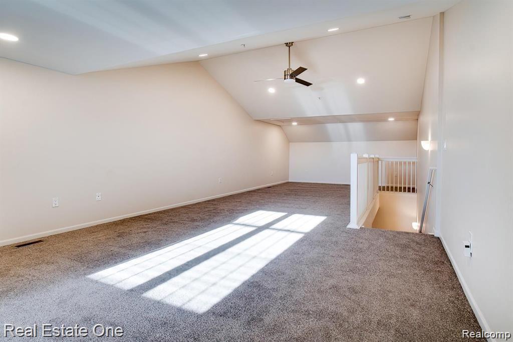 536 GRATEN Street, Birmingham, MI 48009 — Photo 16