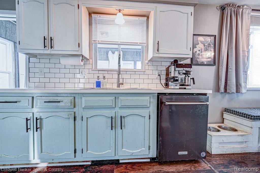 304 John Street, Holly, MI 48442 — Photo 15