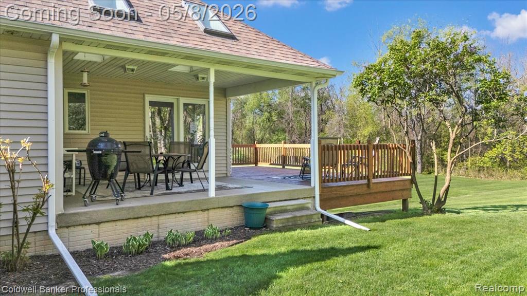2243 Ridgemoor Court, Burton, MI 48509 — Photo 33