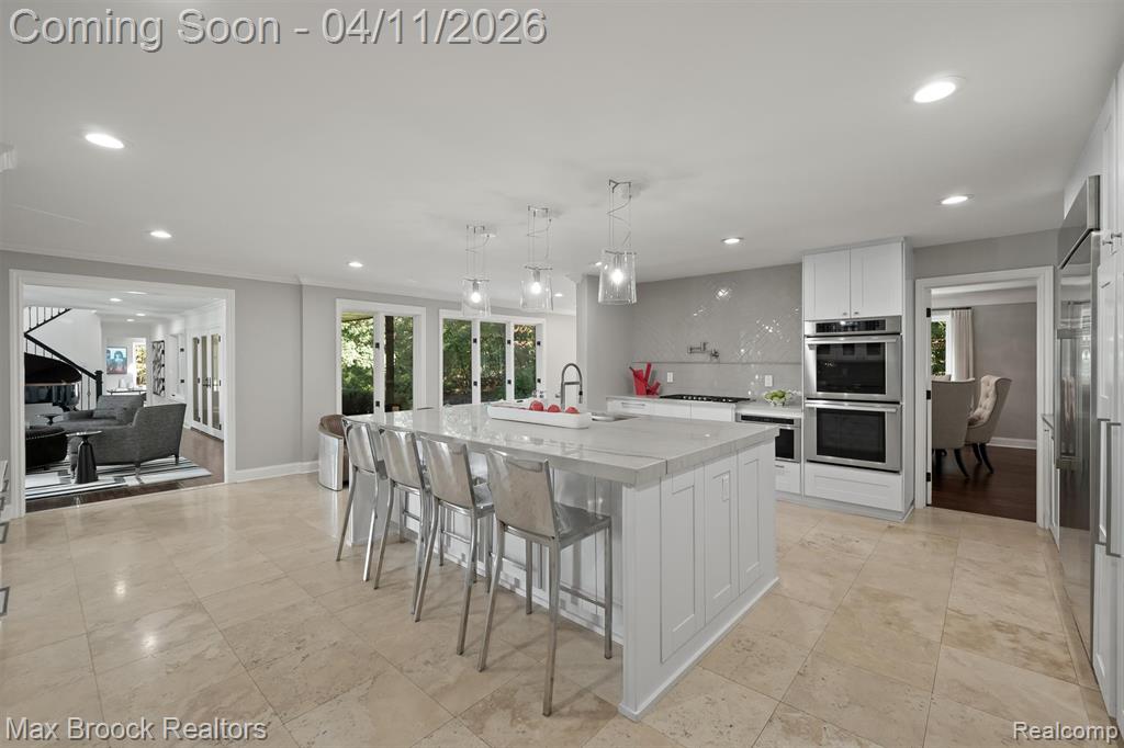 5190 Clarendon Crest Street, Bloomfield Hills, MI, 48302