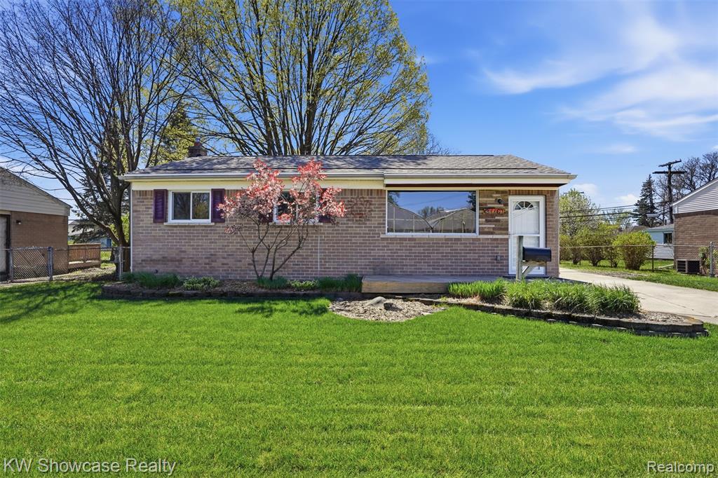 31167 Maplewood Street, Garden City, MI — front exterior