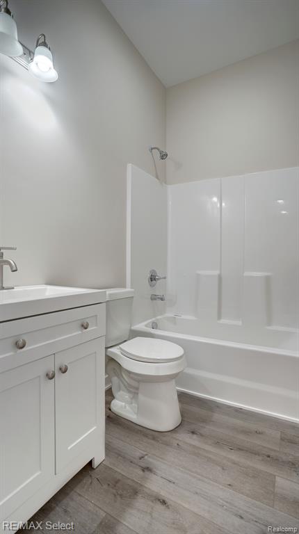 207 CLARENCE Street, Holly, MI 48442 — Photo 32