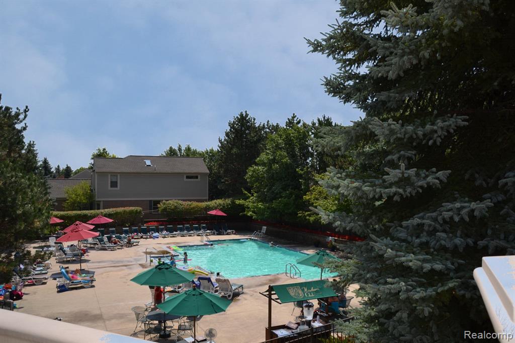 484 Newburne Pointe, 36, Bloomfield Hills, MI 48304 — Photo 30