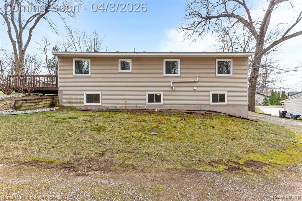10618 Wolverine Drive, Pinckney, MI 48169 — Photo 11