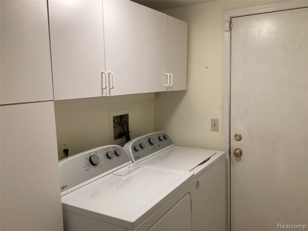 38547 Darbyshire, Farmington Hills, MI 48331 — Photo 18