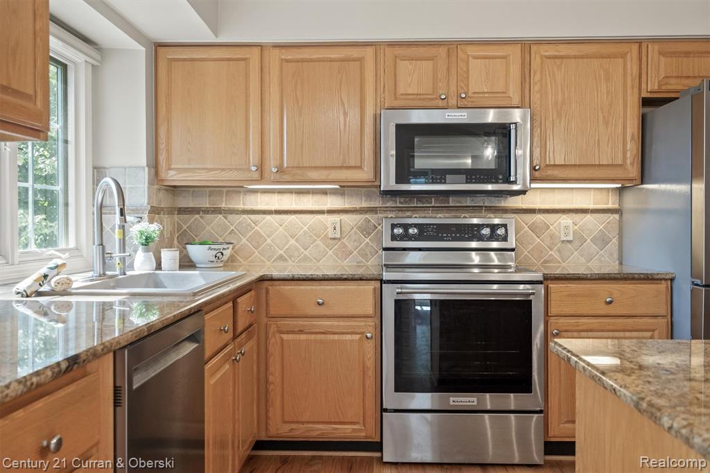 16077 Homestead Circle, 315, Northville, MI 48168 — Photo 15