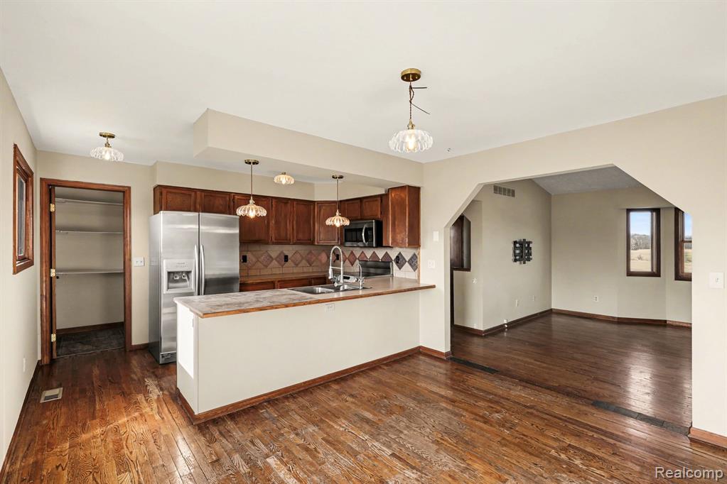 4624 Breen Road, Emmett, MI 48022 — Photo 7