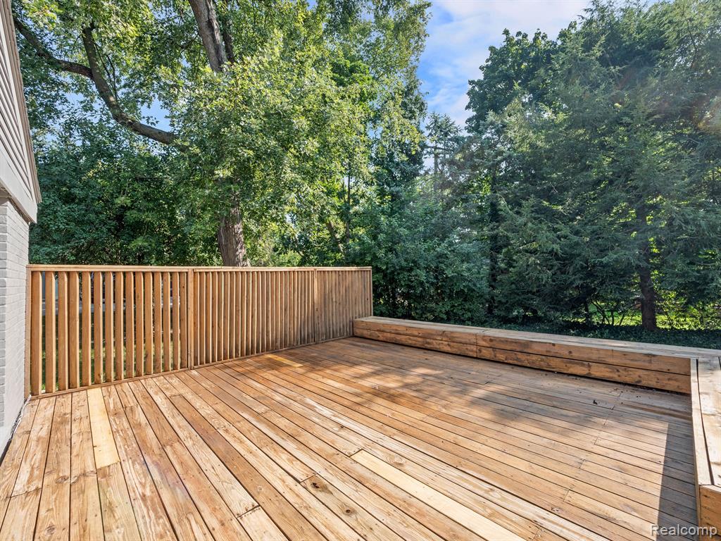 6383 WING LAKE Road, Bloomfield Hills, MI 48301 — Photo 28