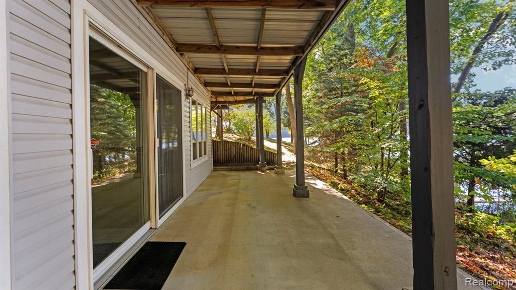 283 Westshore Dr, Jerome, MI 49249 — Photo 42